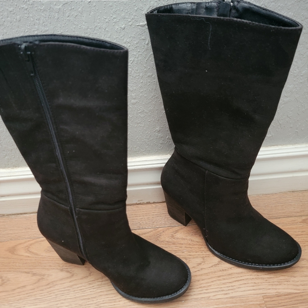 Black Suede Knee-High Boots